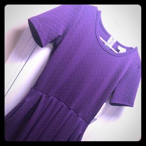 BNWT LuLaRoe Amelia S